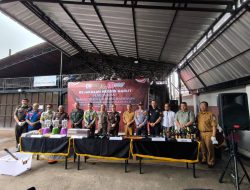 Kejari Garut Musnahkan Ribuan Botol Miras hingga Uang Dolar Palsu